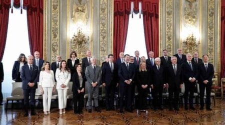 Τζόρτζια Μελόνι ορκίσθηκε πρωθυπουργός της Ιταλίας, έξι υπουργοί είναι γυναίκες στην κυβερνητική ομάδα