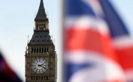 Η Μόσχα ενδέχεται να διακόψει όλους τους δεσμούς με το Λονδίνο λόγω της λυσσαλέας ρωσοφοβικής εχθρότητας του Ηνωμένου Βασιλείου