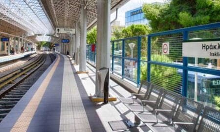 Ηράκλειο: Επιτέθηκαν σε ανήλικους μέσα σε συρμό του ΗΣΑΠ για να τους ληστέψουν