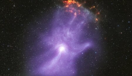 Ανατριχιαστική νέα εικόνα της NASA δείχνει “κοσμικό χέρι” σε απόσταση 16.000 ετών φωτός από τη Γη