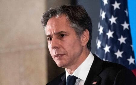 Ο Άντονι Μπλίνκεν στη Σ. Αραβία πριν από την άφιξή του στο Τελ Αβίβ για την αποφυγή της κλιμάκωσης του πολέμου
