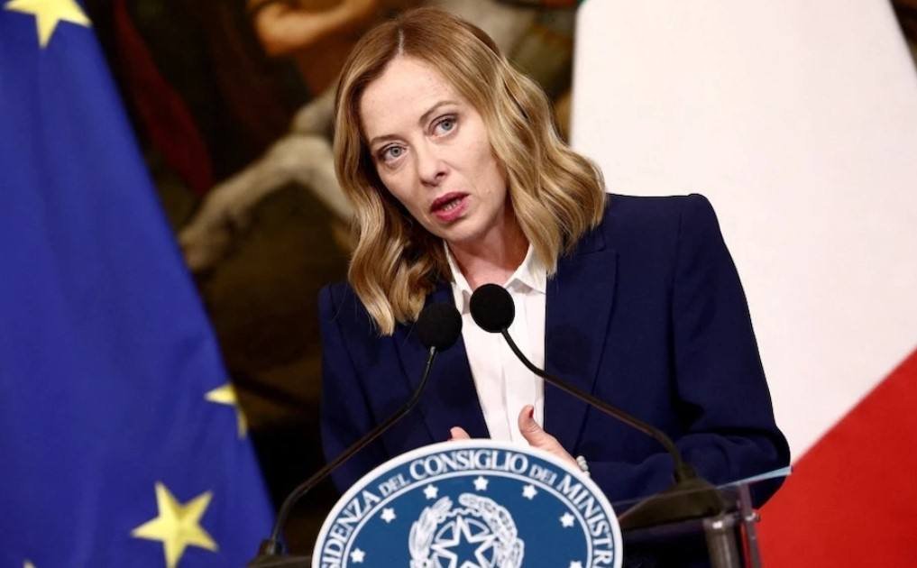 Η Ιταλία αποκαθιστά τους διπλωματικούς δεσμούς με τη Συρία