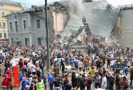 Μελόνι: Οι τρομακτικές εικόνες από το Κίεβο δείχνουν την πραγματική βούληση της Μόσχας