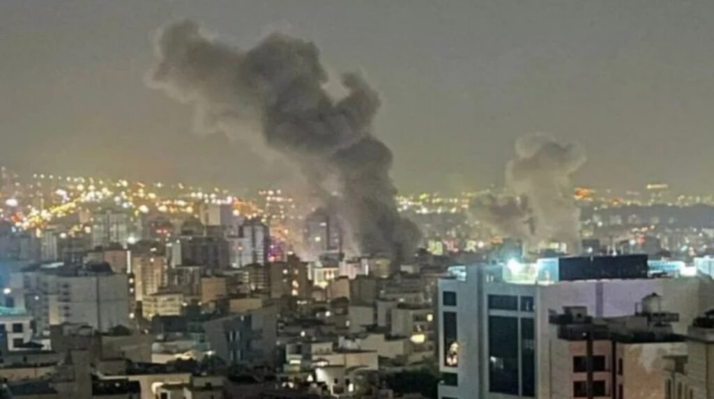 Το Ισραήλ Ζητά Εκκένωση Κεντρικής Τεχεράνης – Στο Στόχαστρο Κρατικά Κτήρια και Νοσοκομεία