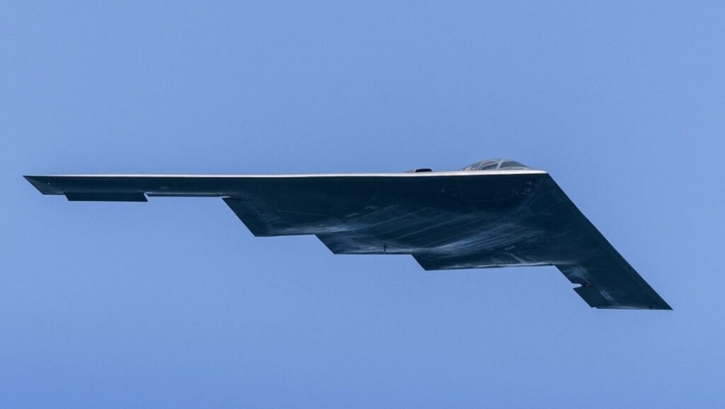 ΗΠΑ εναντίον Ιράν: Η “νυχτερινή καταιγίδα” των Β-2 ανοίγει τον ασκό του Αιόλου στη Μέση Ανατολή