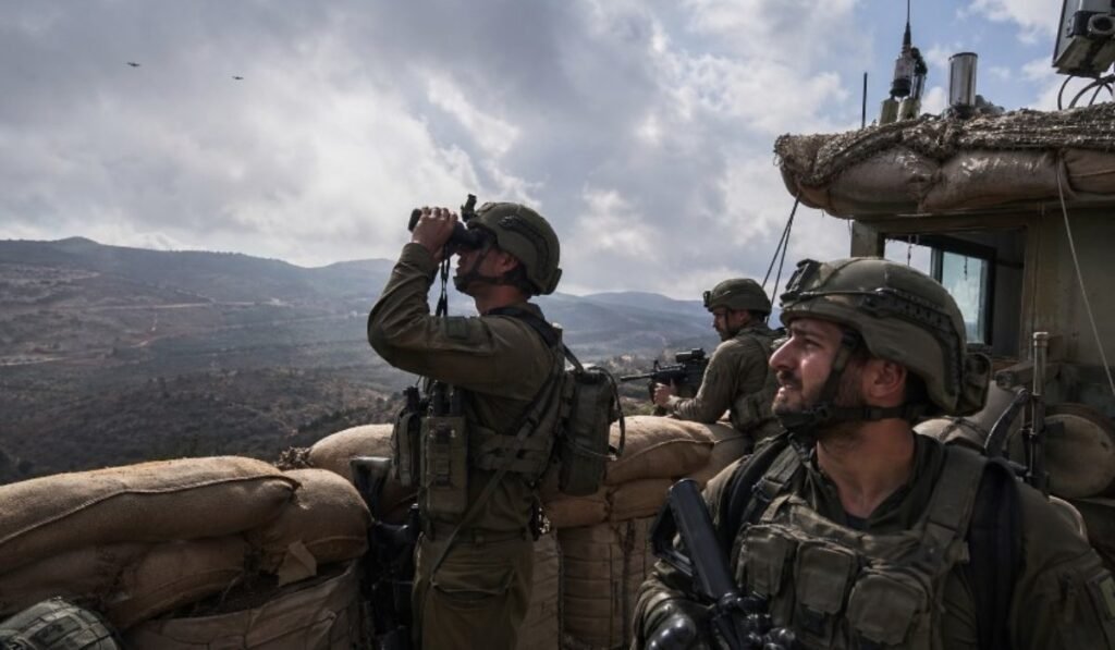 Ισραηλινοί στρατιώτες σε φυλάκιο στα σύνορα με τον Λίβανο