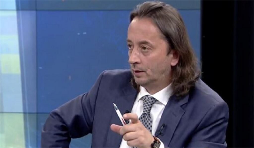 Yeni Şafak: «Τα νησιά θα αλλάξουν χέρια σε μία εβδομάδα» – Ο Ιμπραήμ Καραγκιούλ μιλά για Δυτική Θράκη και «κατάρρευση της Ελλάδας» Ο Ιμπραήμ Καραγκιούλ μιλά για Δυτική Θράκη και «κατάρρευση της Ελλάδας»