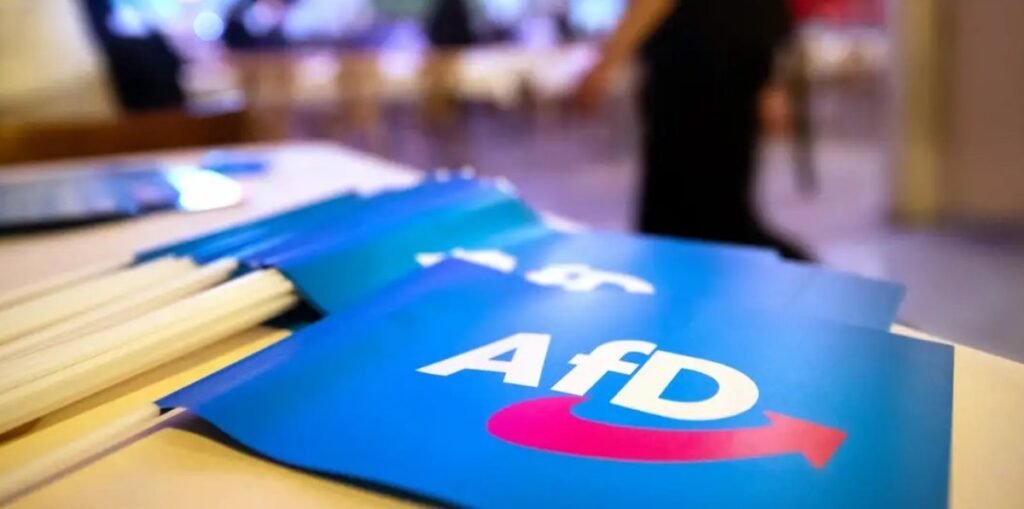 Γερμανία: Στο τραπέζι περιορισμός πρόσβασης της AfD σε απόρρητες πληροφορίες Στο τραπέζι περιορισμός πρόσβασης της AfD